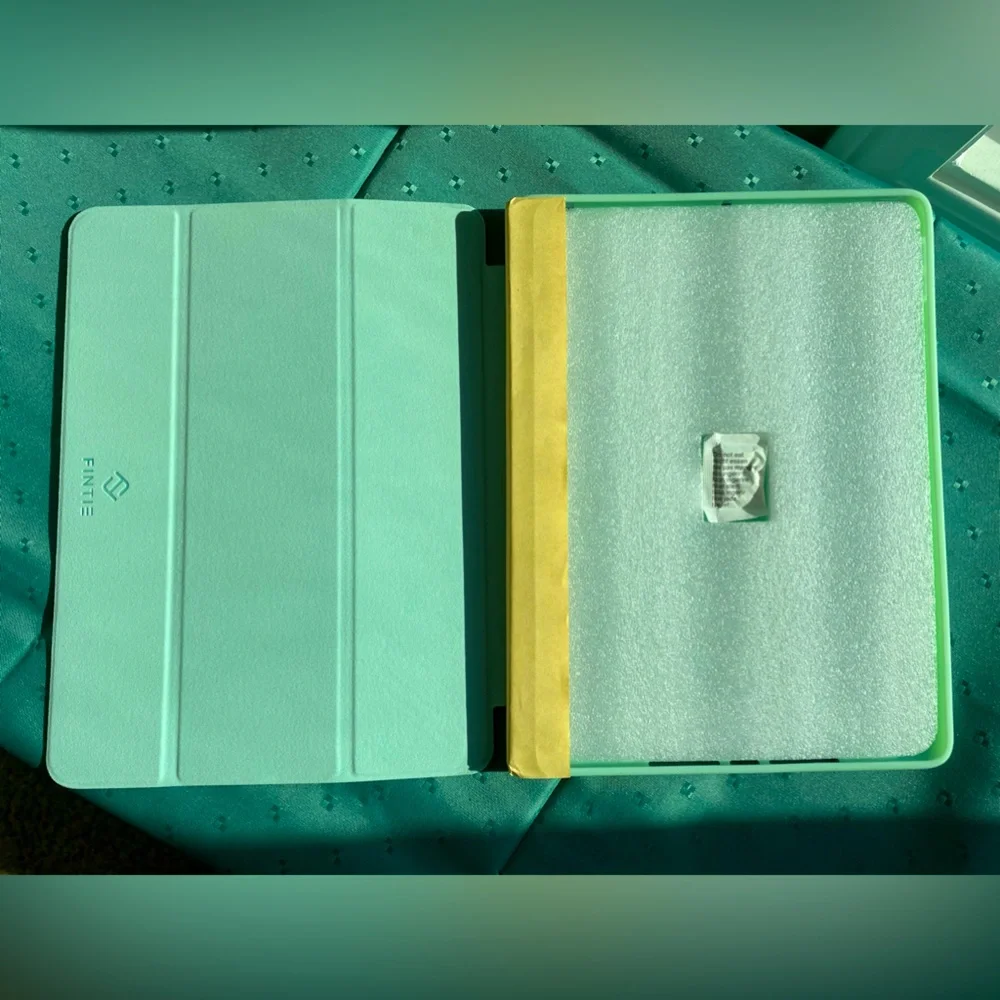 N/A ipad case